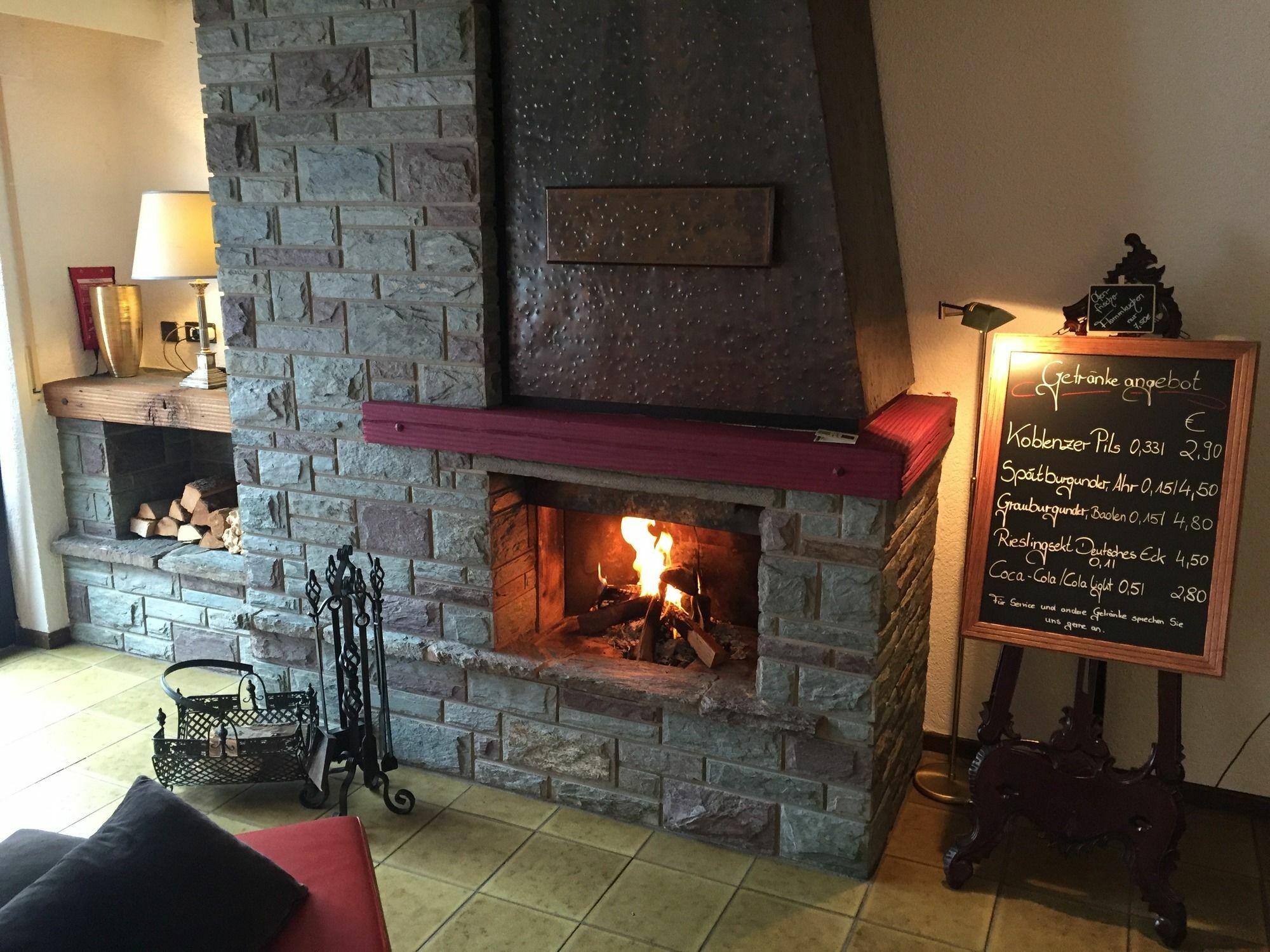 Hotel Am Martinsberg Андернах Екстериор снимка